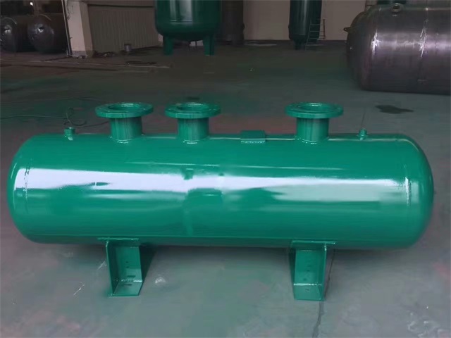 海城海城海城蒸汽分气缸